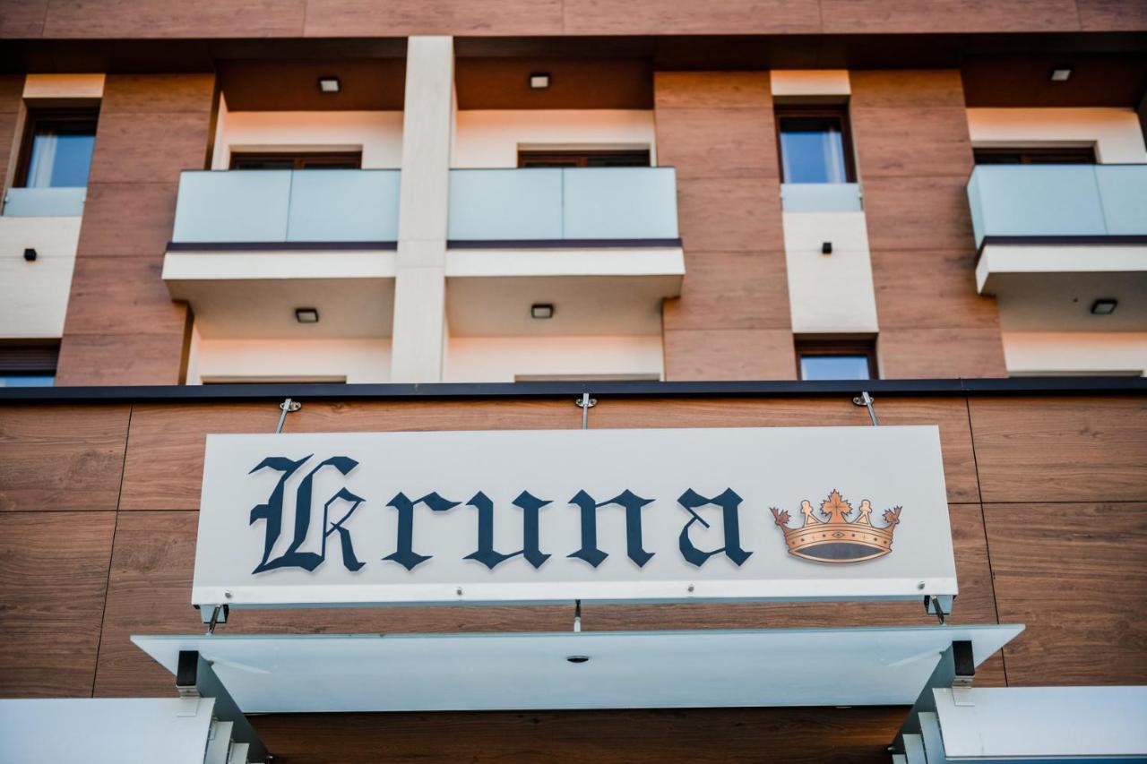 Zlatna Kruna Banja Luka Exteriör bild