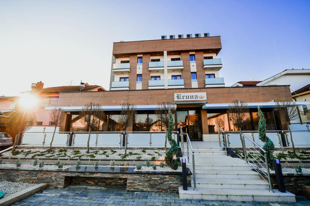 Zlatna Kruna Banja Luka Exteriör bild